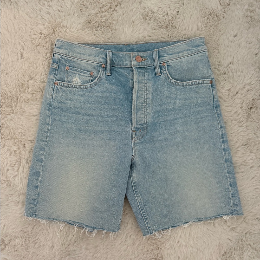 Mother long short in light wash